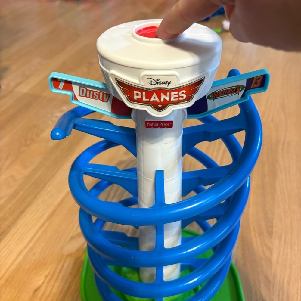 2012 DISNEY PIXAR PLANES ACTION & SOUND SPIRAL PLANE RACE SET HTF - Picture 6 of 6